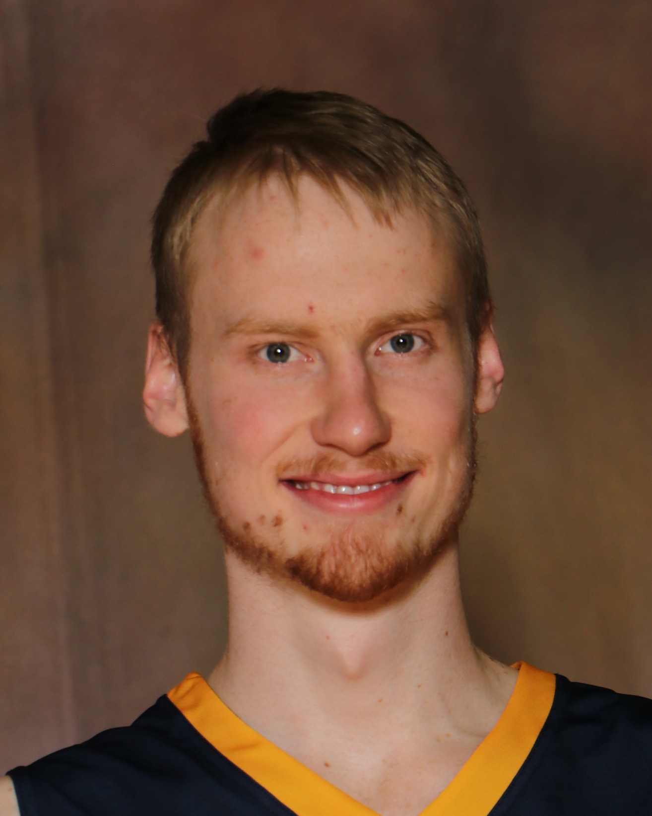 Male Athlete of the Week -- Martin Roub