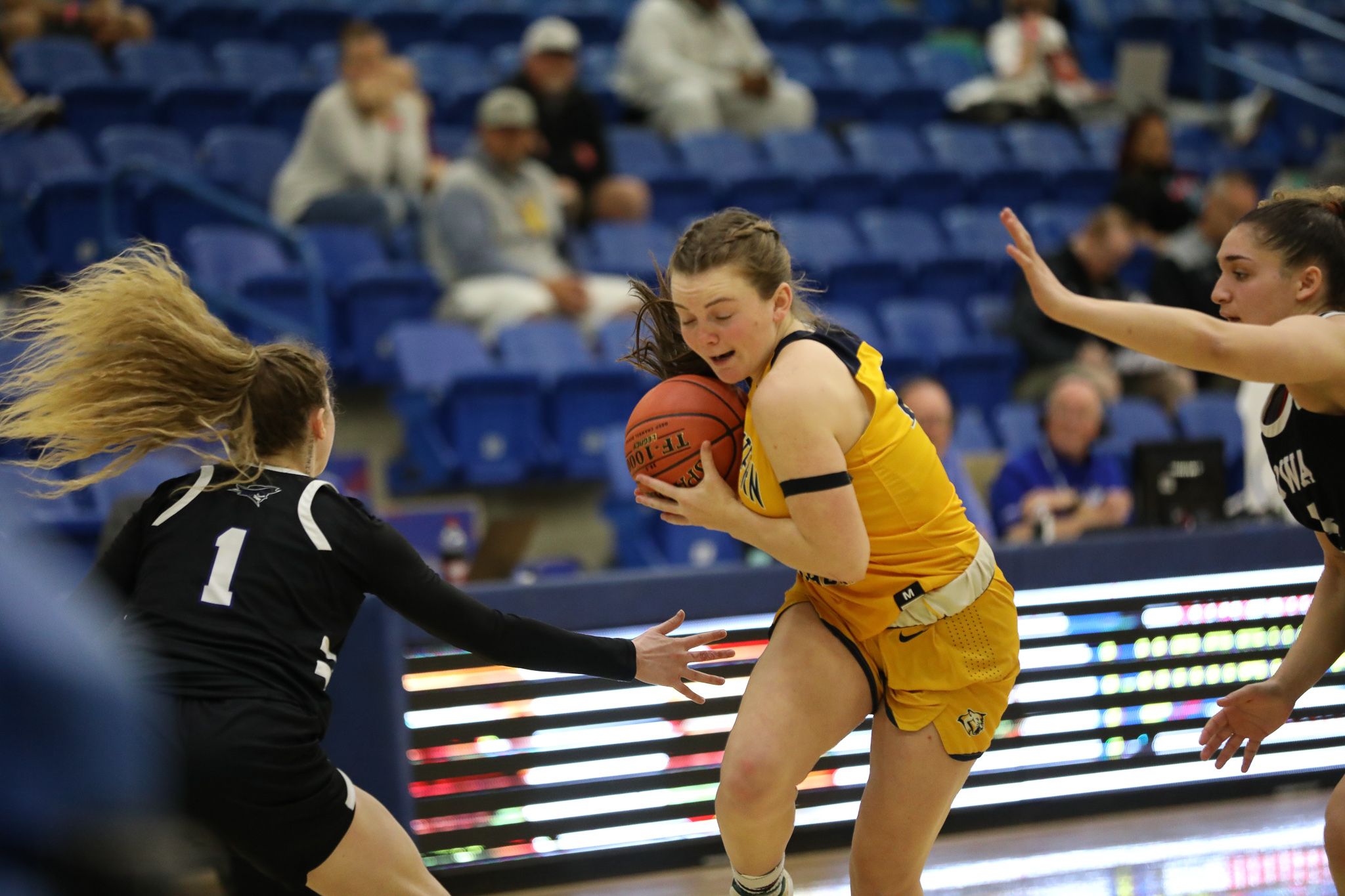 Photo by Joe Morales, NJCAA Tourney Photographer
