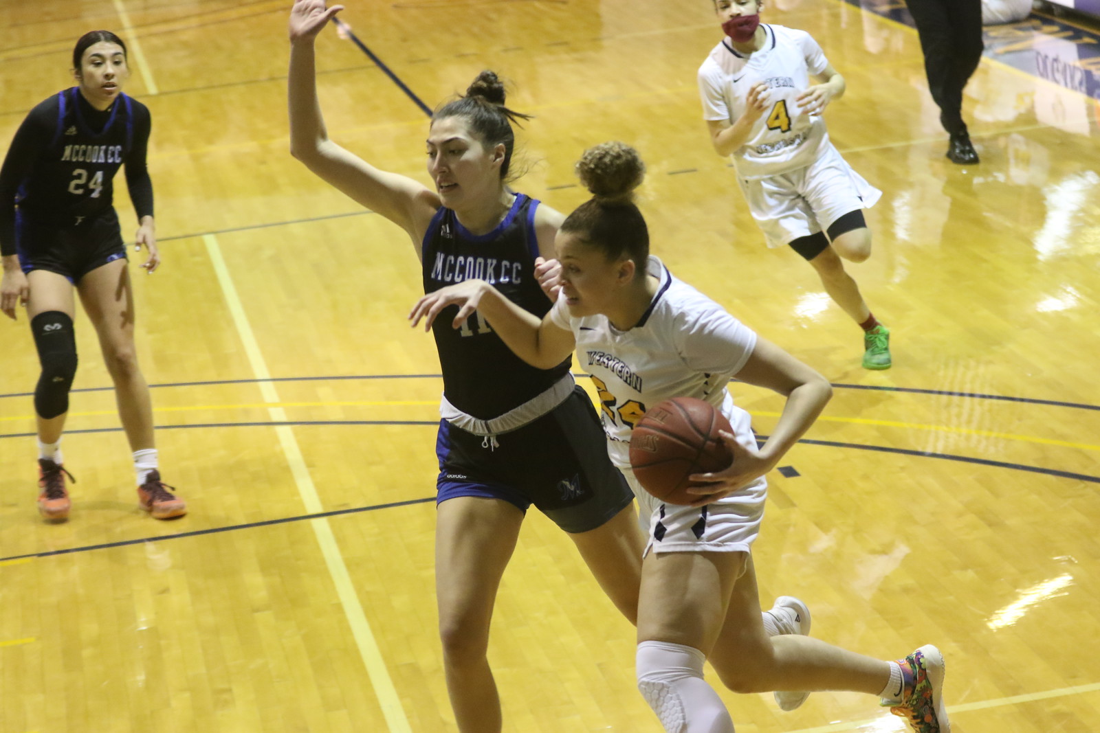 McCook downs WNCC men, women