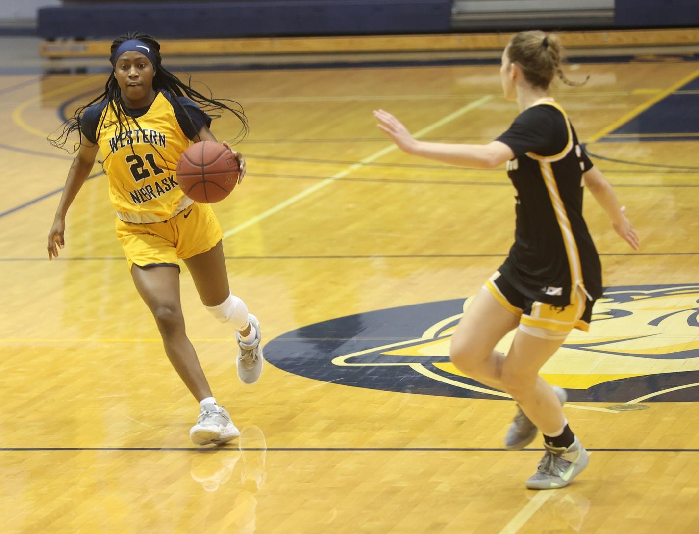 Brooks leads WNCC women to win over EWC