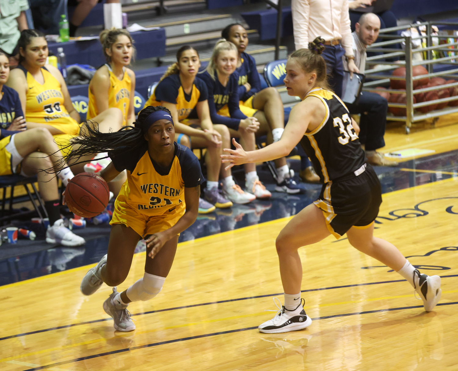 WNCC buries 13 treys in 98-52 win over Western Wyoming