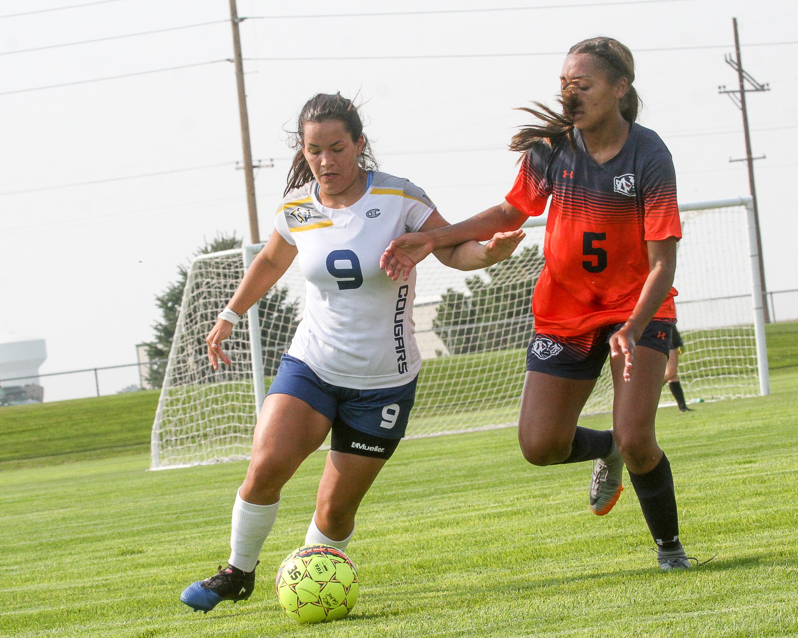 WNCC women lose two close matches