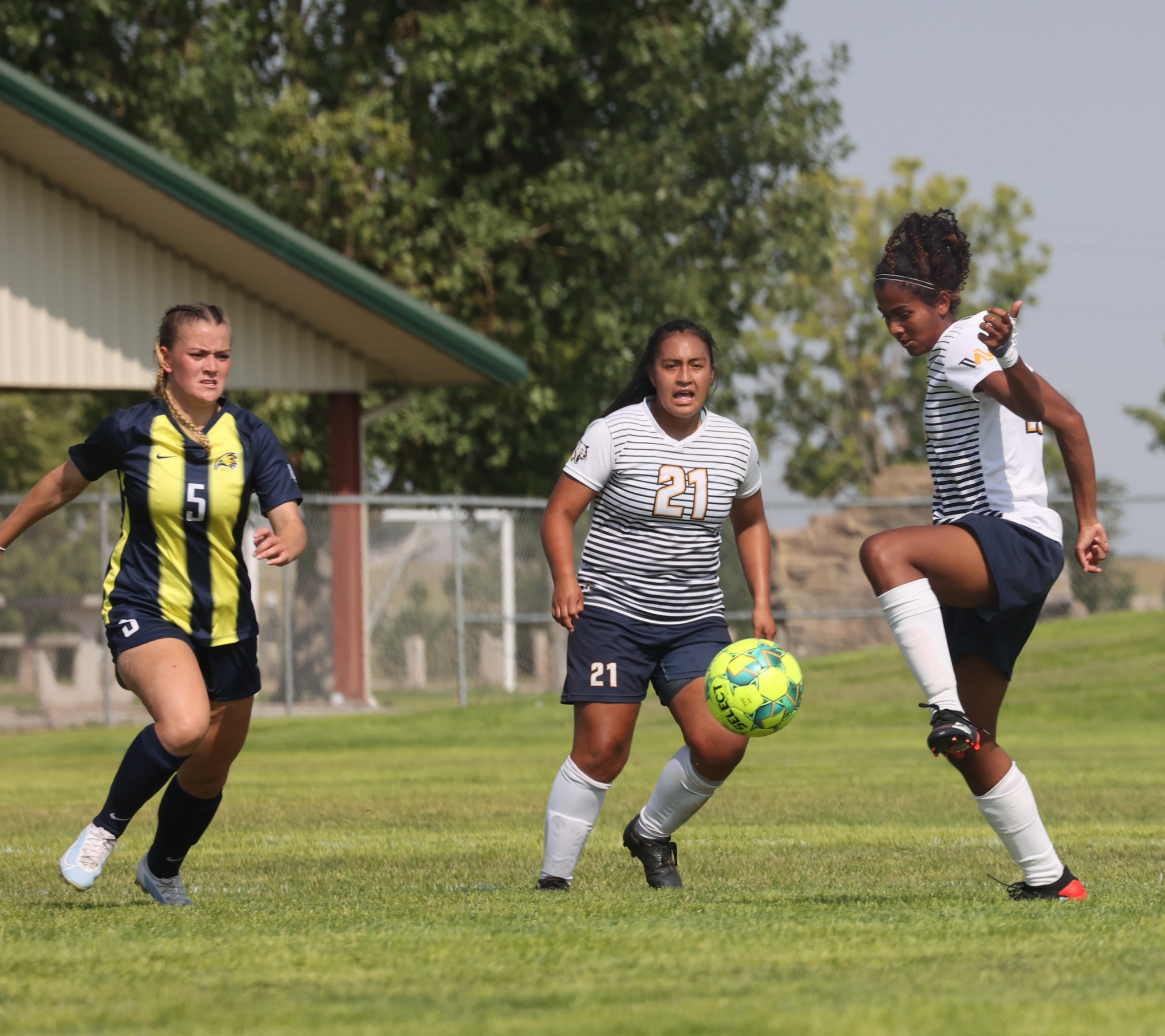 WNCC women fall 2-0 to No. 7 LCCC