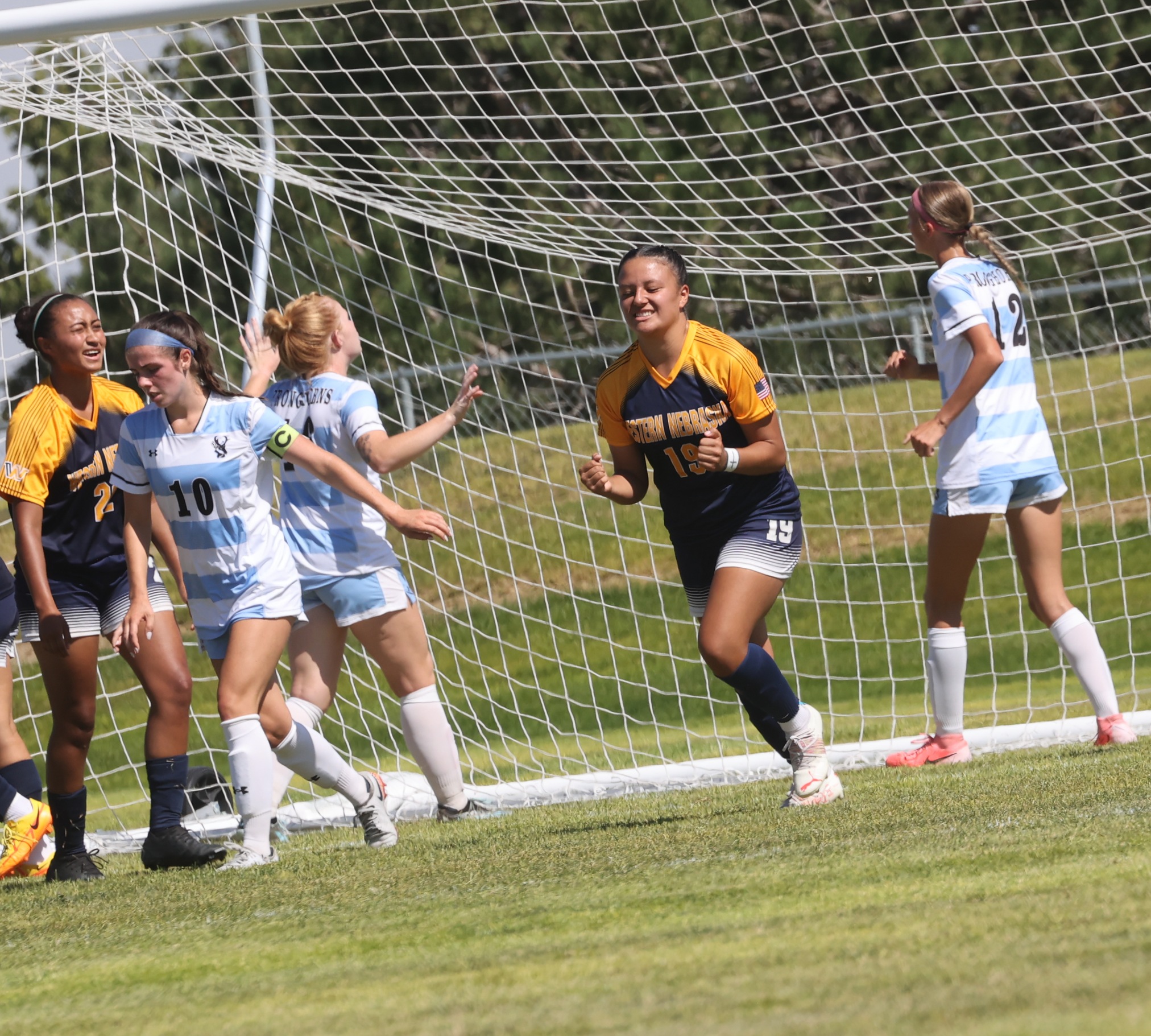 Mariah Russel reacts to nearly scoring a goal in the second half. She just missed.