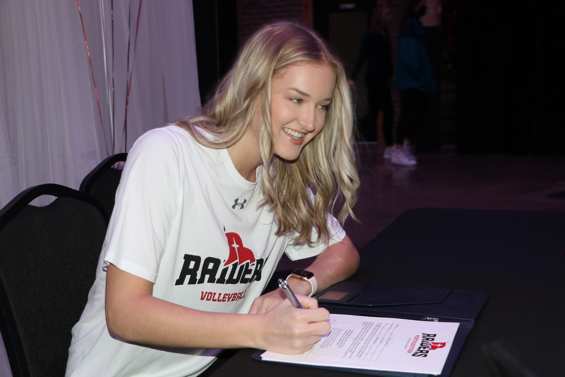 WNCC&rsquo;s Schaub signs with Northwestern for volleyball