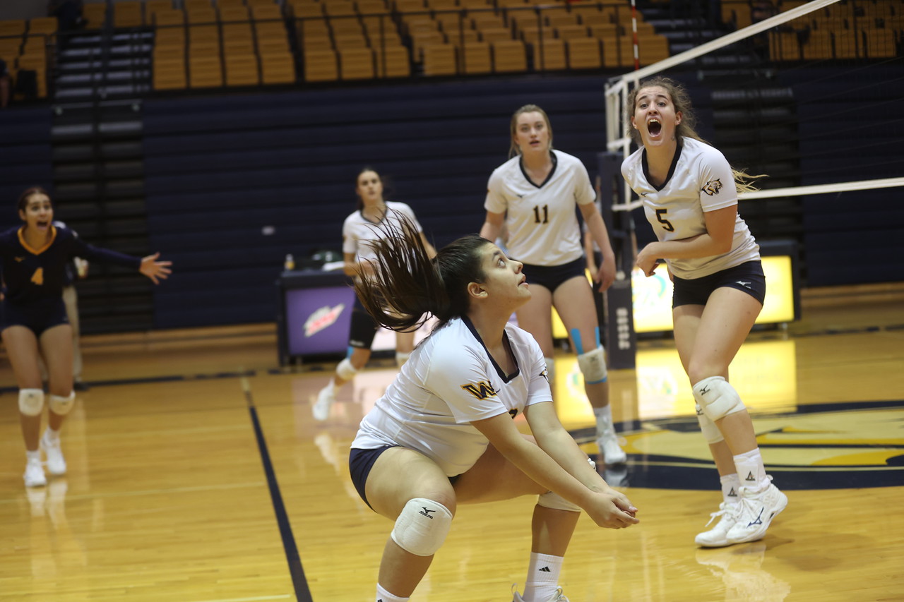 WNCC sweeps McCook, wraps up regular season wtih 22 wins