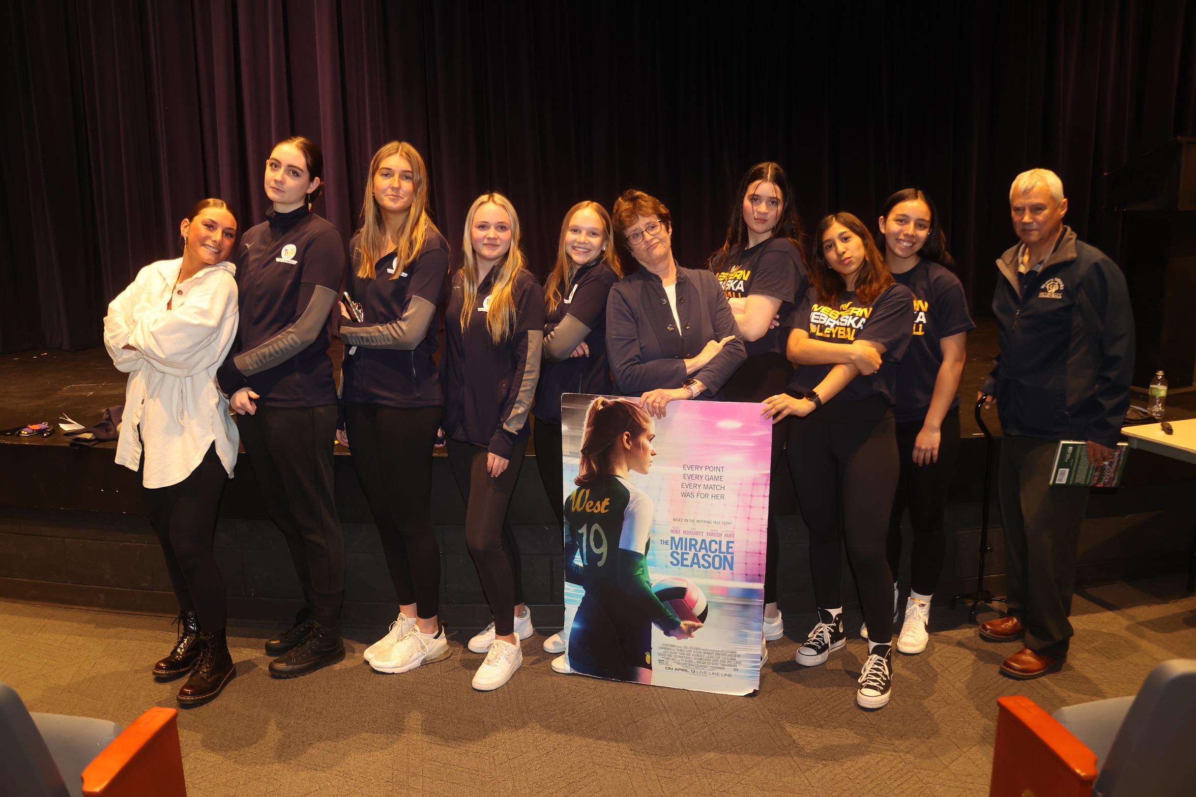 WNCC volleyball team with Kathy Bresnahan.